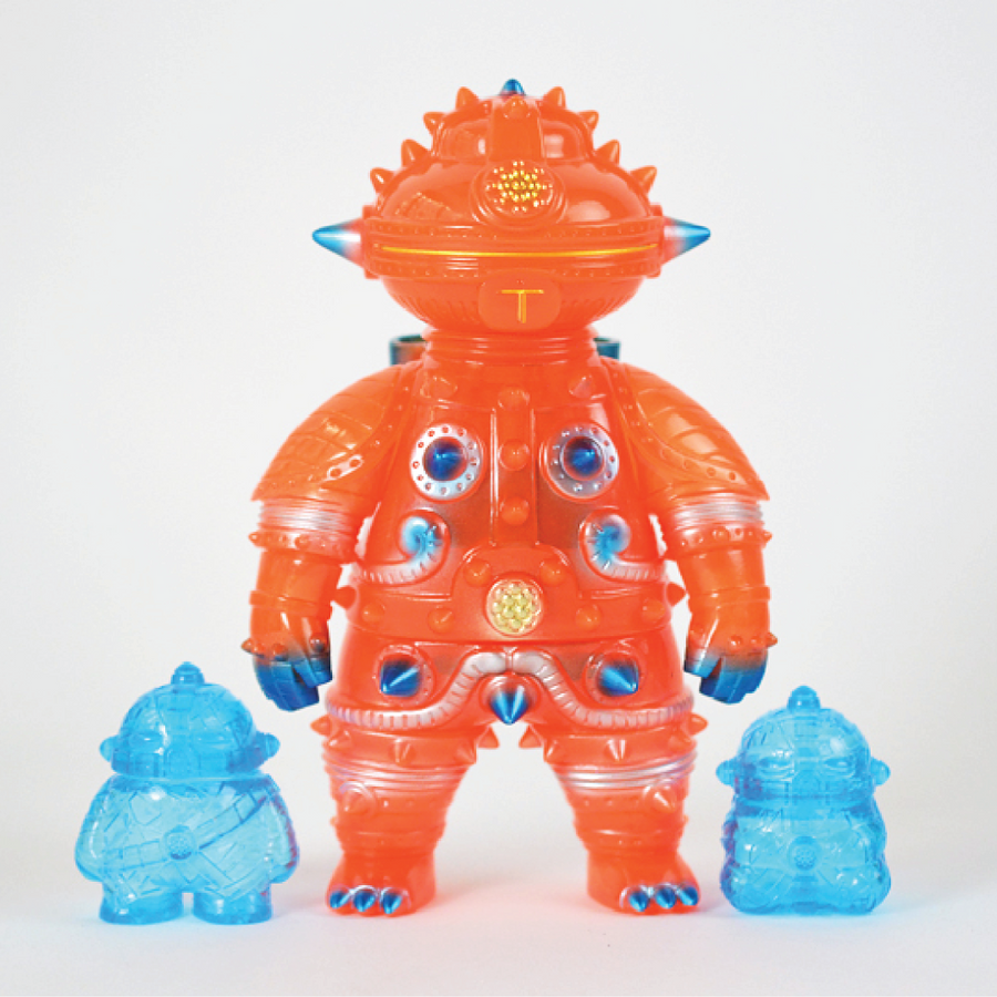 'Tomodachi- First Machine' Sofubi - (Kimagure Orange) + DOGUZA-jin (Clear Blue)